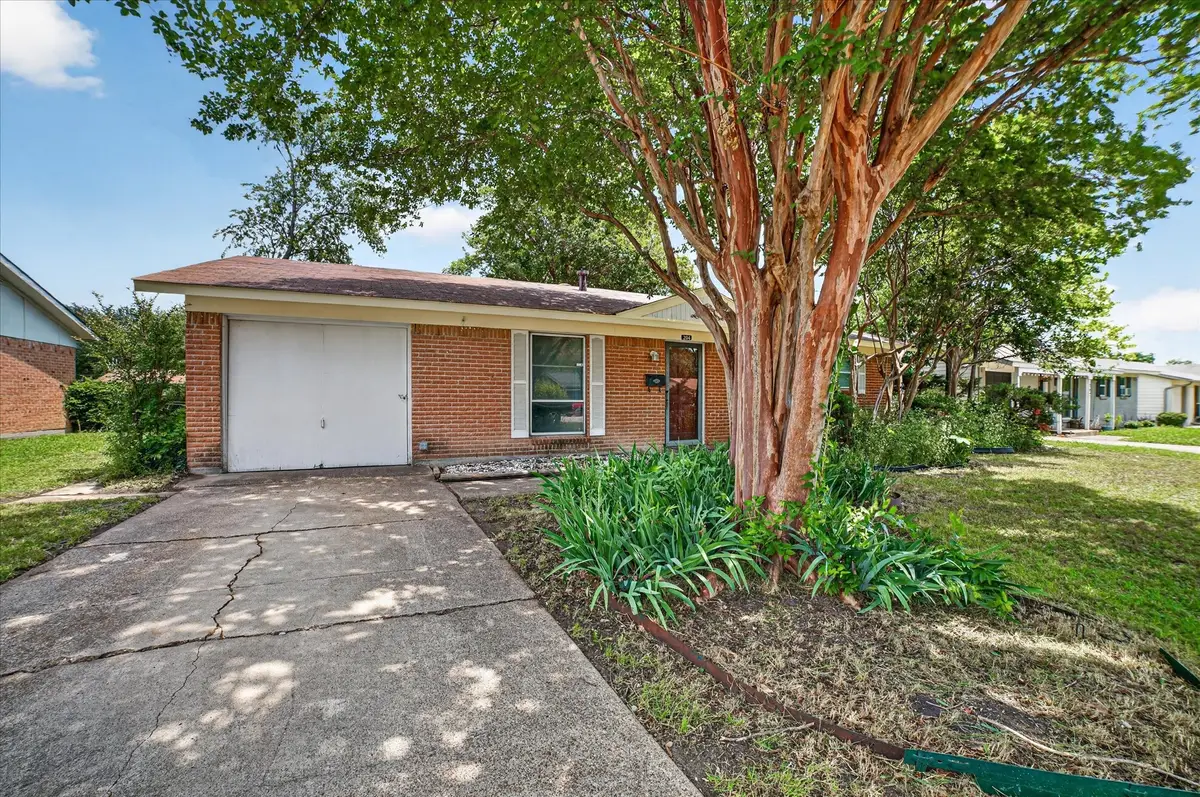 204 Island Drive, Richardson, TX 75081 - #1