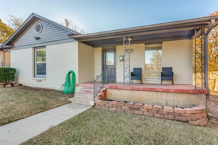 3216 Meadowbrook Drive, Fort Worth, TX 76103 - #2