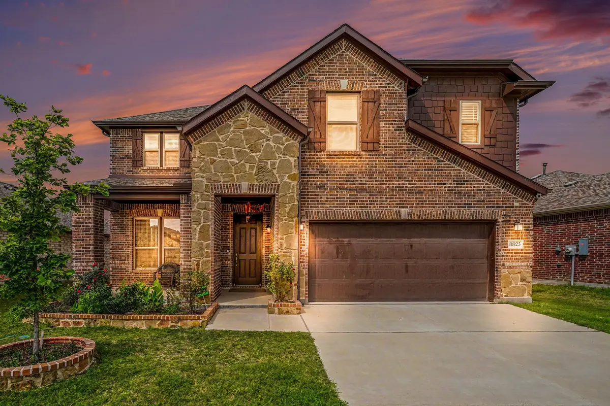 8825 Landergin Mesa Drive, Fort Worth, TX 76131 - #1
