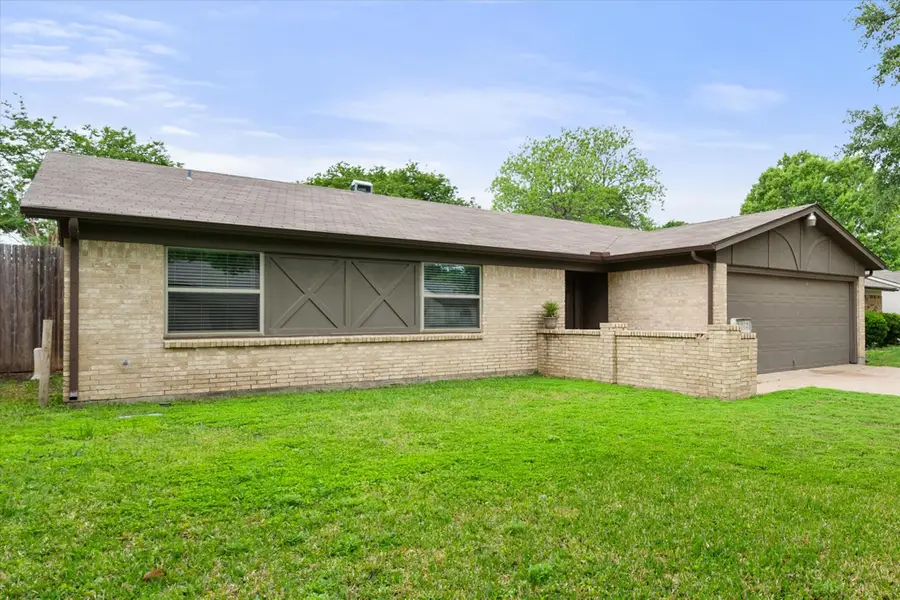 2512 Colleen Drive, Arlington, TX 76016 - #2