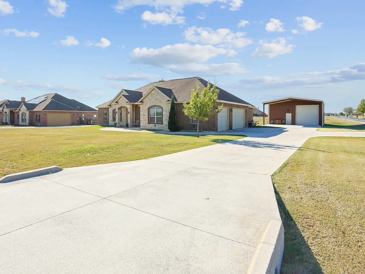 5520 Littlefield Drive, Dish, TX 76247 - #1