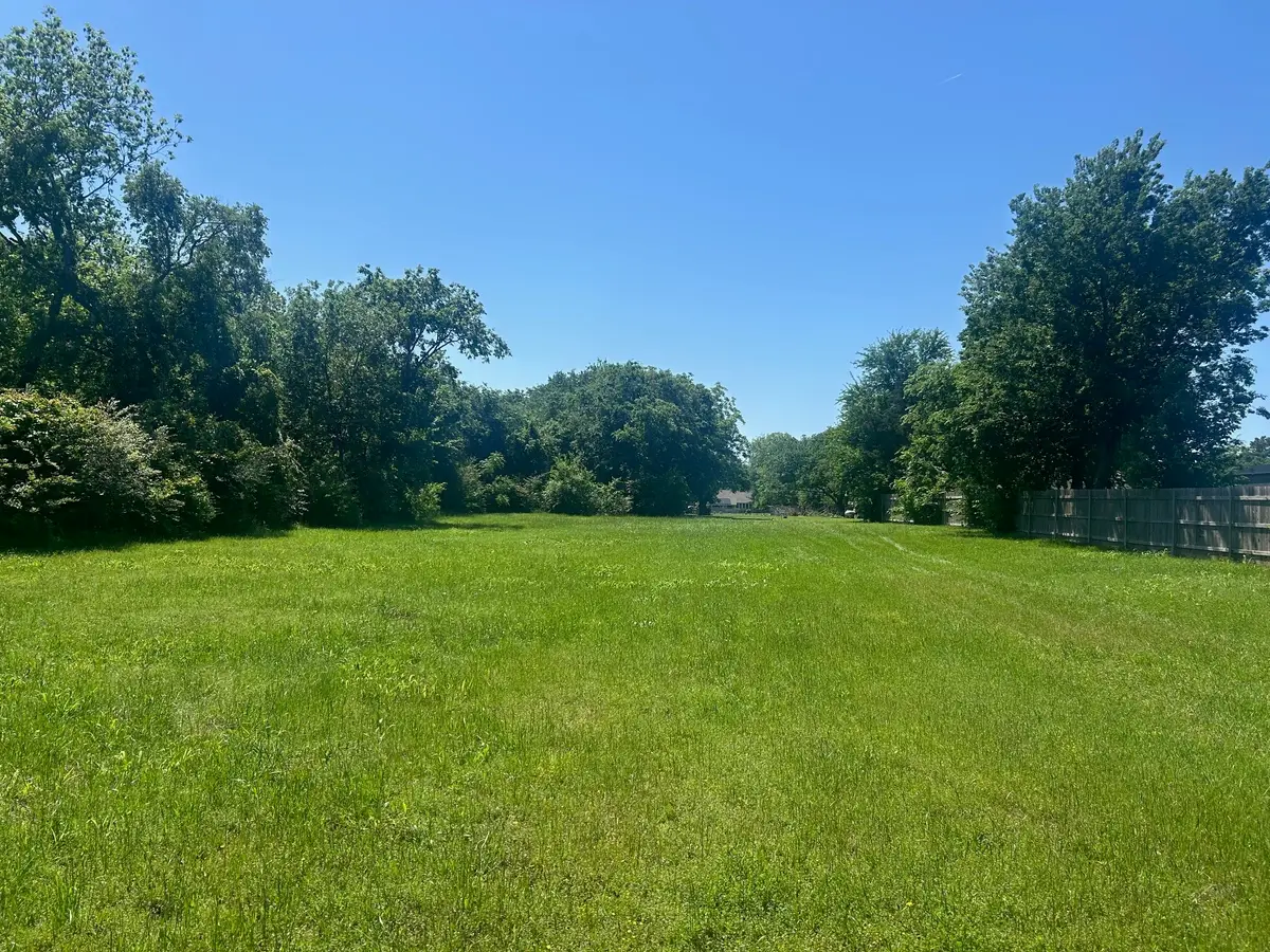 415 E Burks, Pilot Point, TX 76258 - #1
