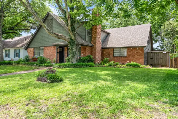 3536 Delford Circle, Dallas, TX 75228
