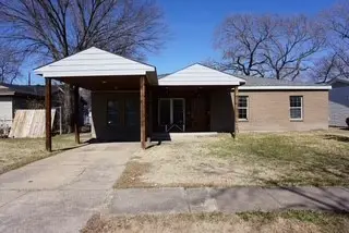 134 W Cober Drive, Grand Prairie, TX 75051 - #1