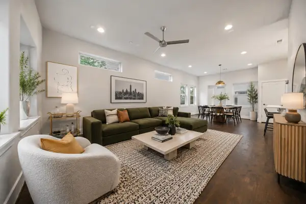5815 Bryan Parkway #50, Dallas, TX 75206