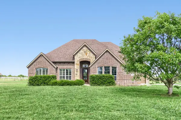 109 Mountain Vista Drive, Fort Worth, TX 76126