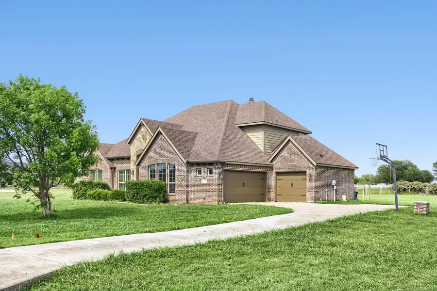 109 Mountain Vista Drive, Fort Worth, TX 76126 - #2
