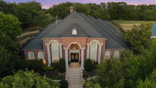 2325 Panorama Court, Arlington, TX 76016