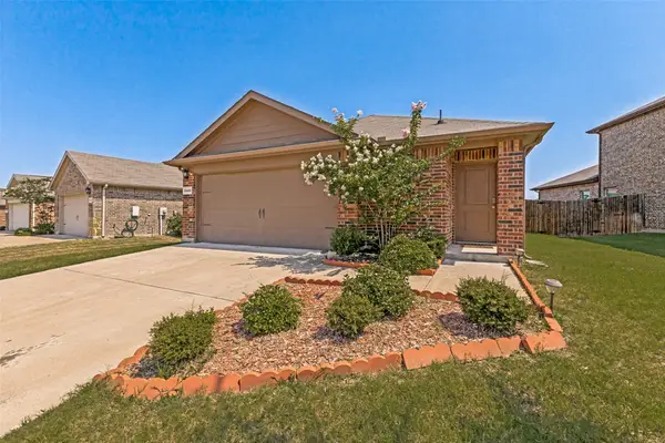 2425 Russell Street, Crandall, TX 75114