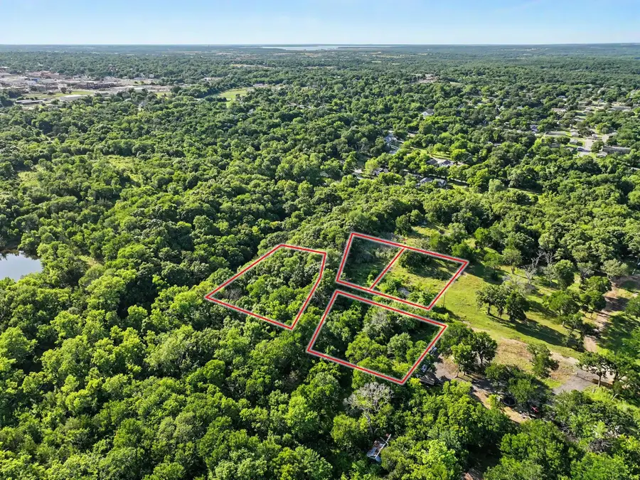 830 E Morgan Street, Denison, TX 75021 - #3