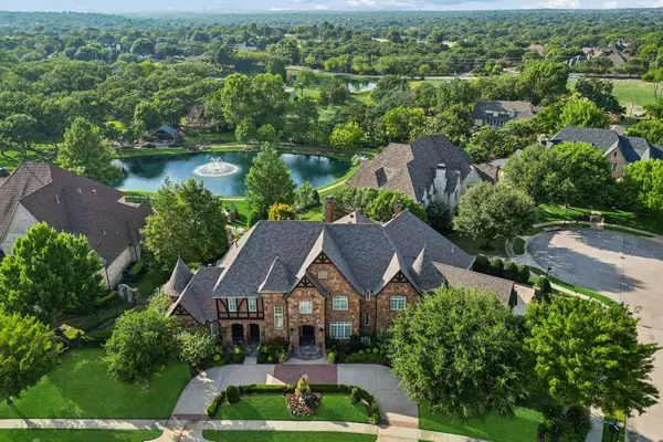 6900 King Charles Court, Colleyville, TX 76034