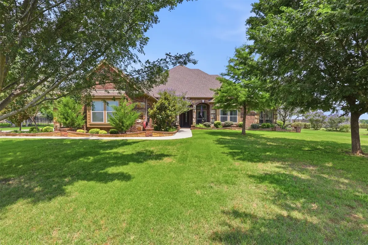 186 Las Colinas Trail, Cross Roads, TX 76227 - #1