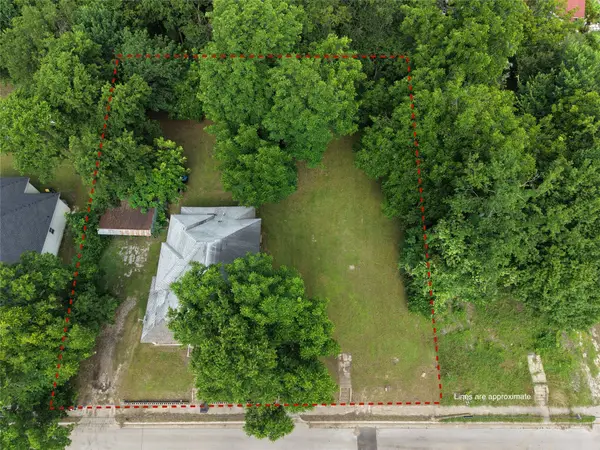 1414 Wesley Street, Greenville, TX 75401