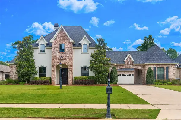 410 Oakwood Trace Court, Shreveport, LA 71106