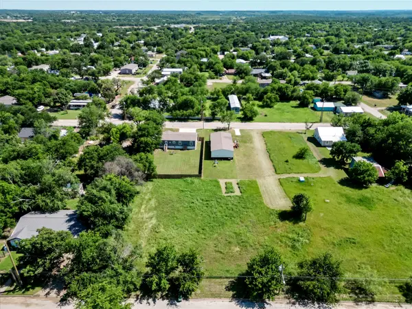 809 SW 15th Street, Mineral Wells, TX 76067