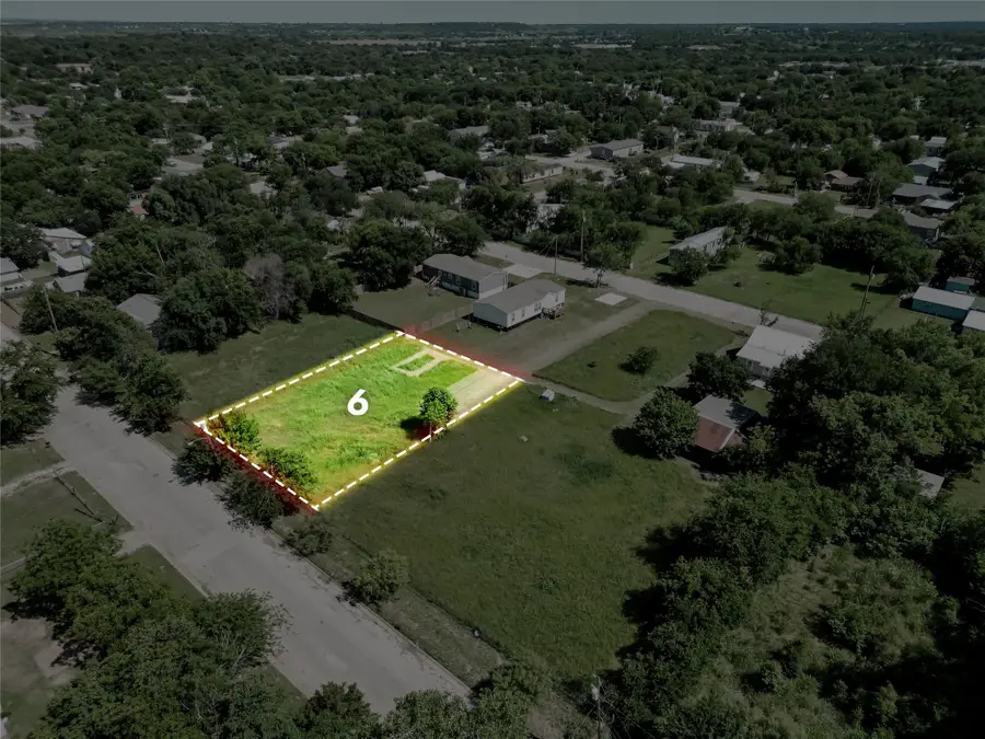 811 SW 15th Street, Mineral Wells, TX 76067 - #2