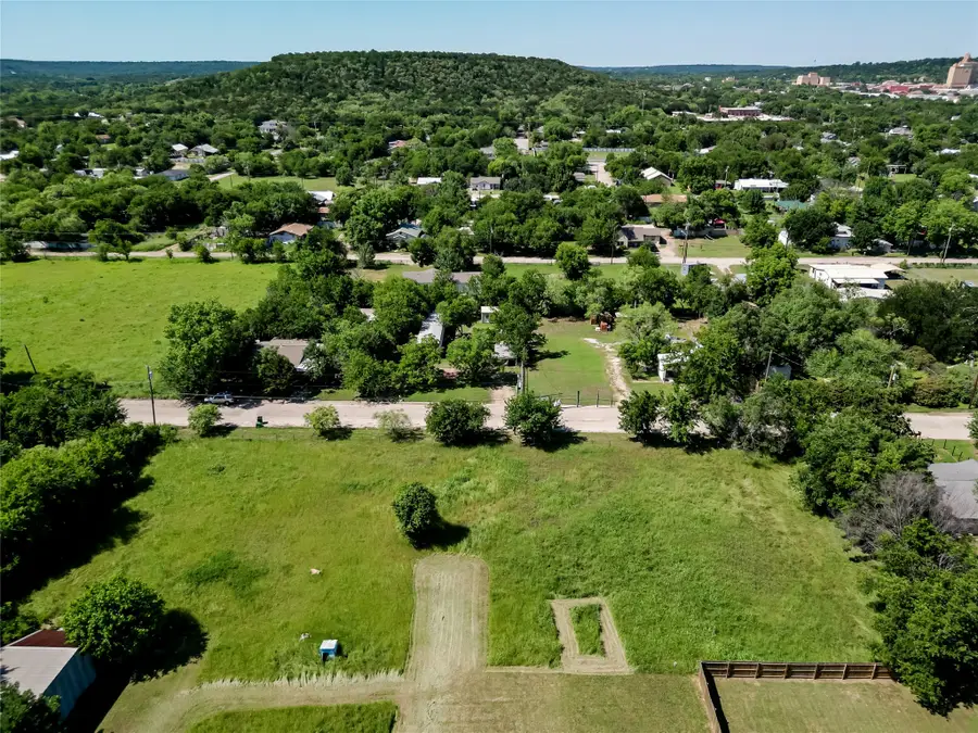 811 SW 15th Street, Mineral Wells, TX 76067 - #3
