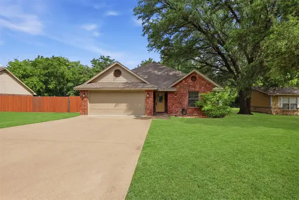 1508 Cheyenne Trail, Granbury, TX 76048