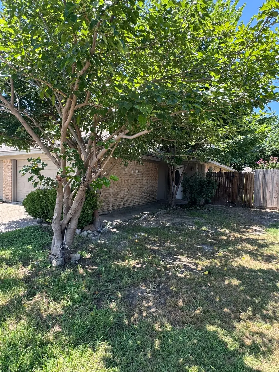 6319 Holiday Lane, North Richland Hills, TX 76182 - #2