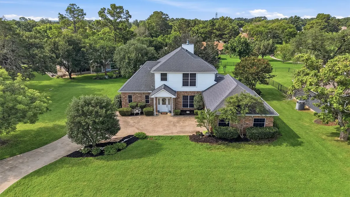 303 Kiowa Drive W, Lake Kiowa, TX 76240 - #1