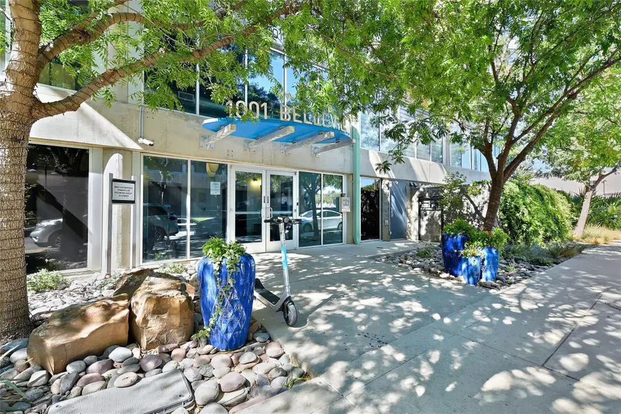 1001 Belleview Street #703, Dallas, TX 75215 - #3