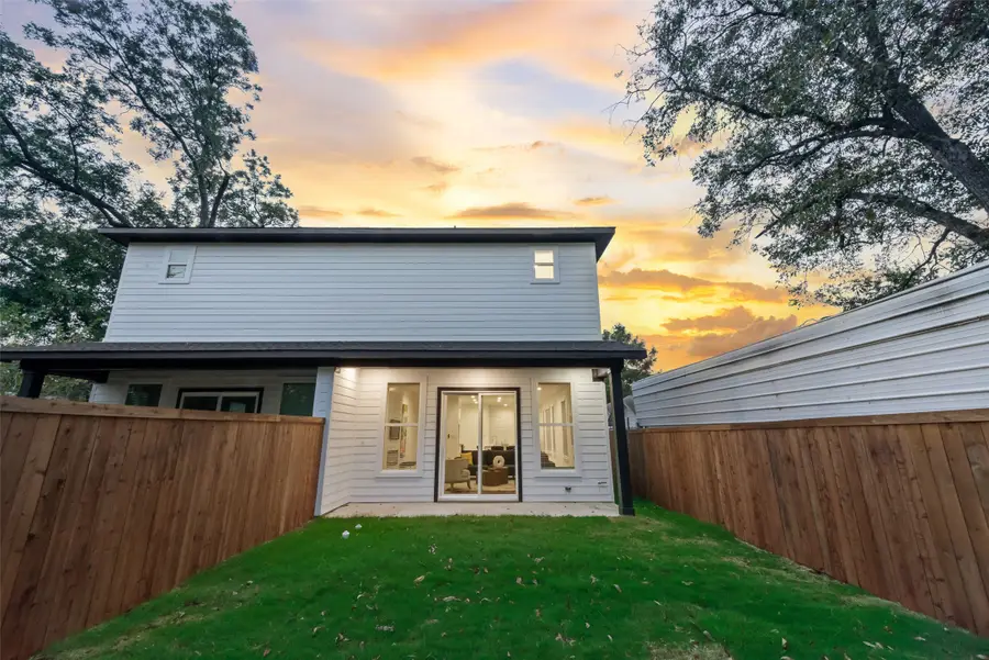 217 W Yarmouth Street, Dallas, TX 75208 - #3