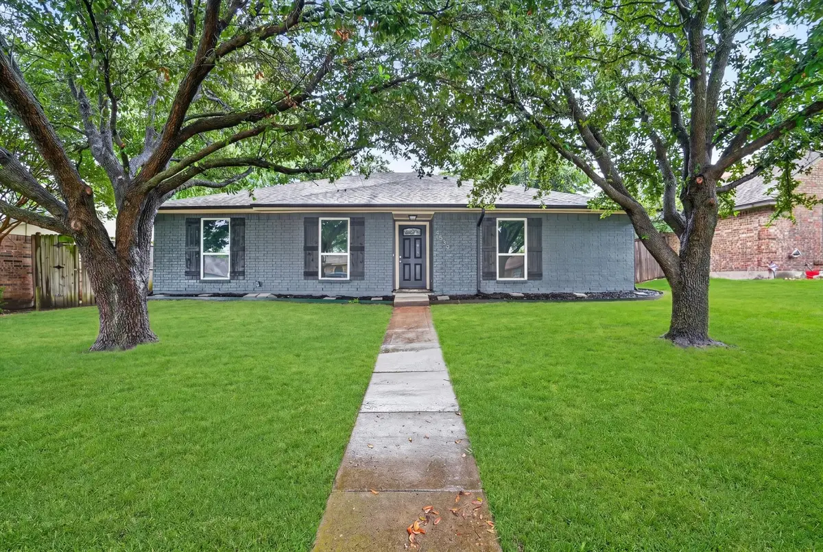 4539 Preston Trail Drive, Mesquite, TX 75150 - #1
