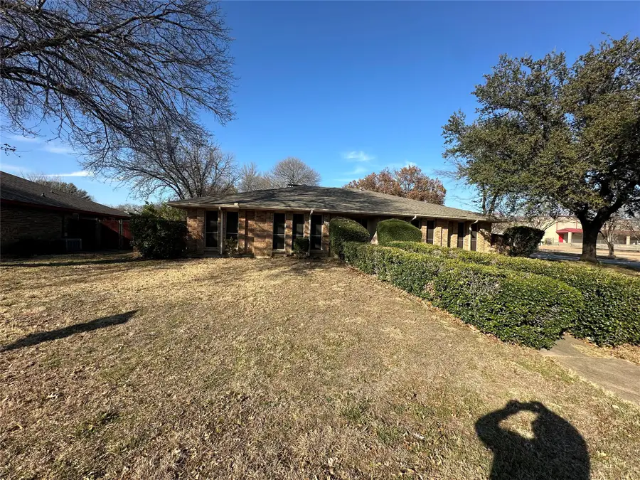 1053 Cloverdale Lane, Desoto, TX 75115 - #2