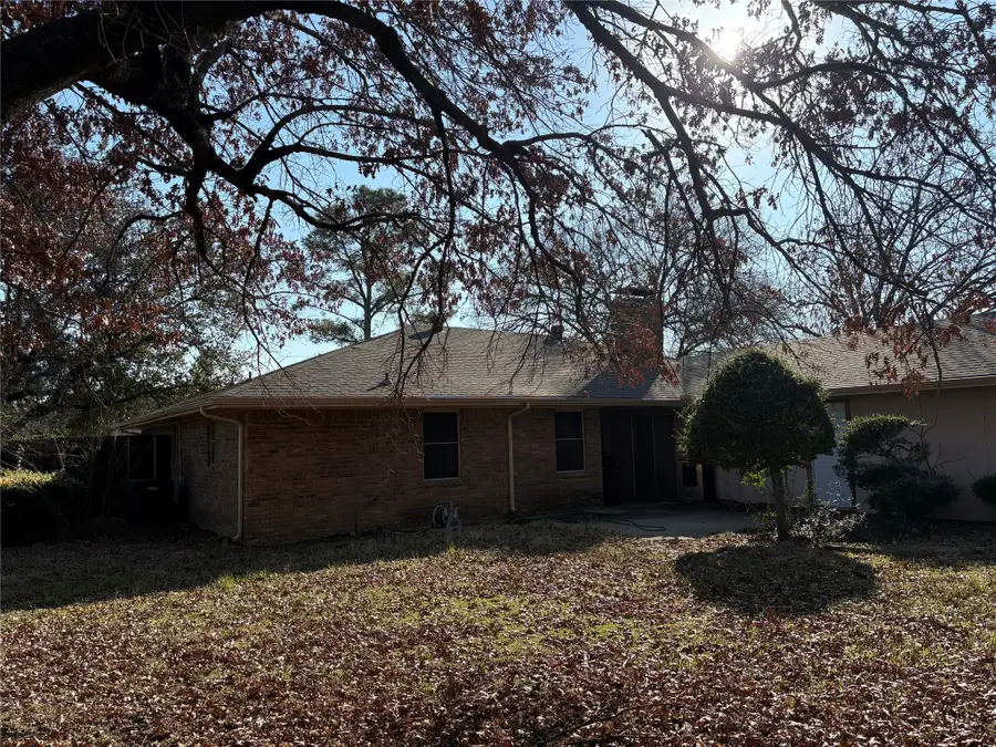 1053 Cloverdale Lane, Desoto, TX 75115 - #3