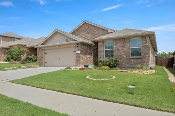 8209 Karole Drive, Fort Worth, TX 76120