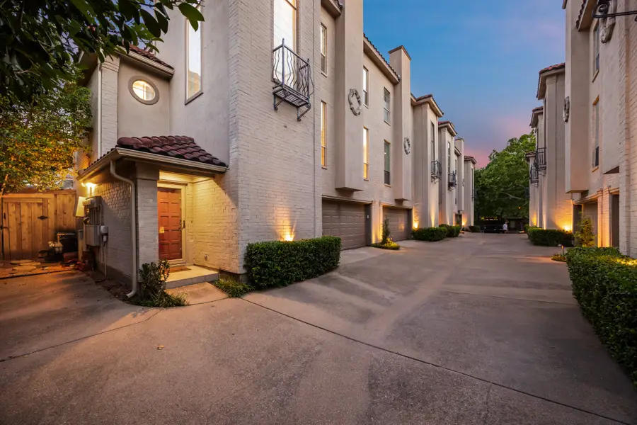 4504 Bowser Avenue #D, Dallas, TX 75219 - #3