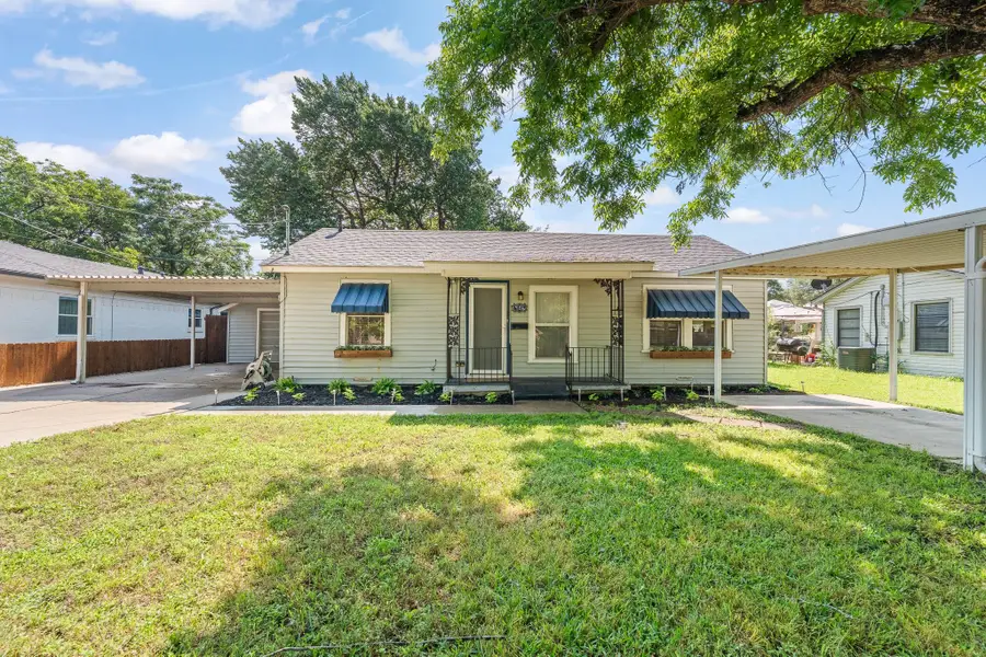 602 Harrisdale Avenue, River Oaks, TX 76114 - #3