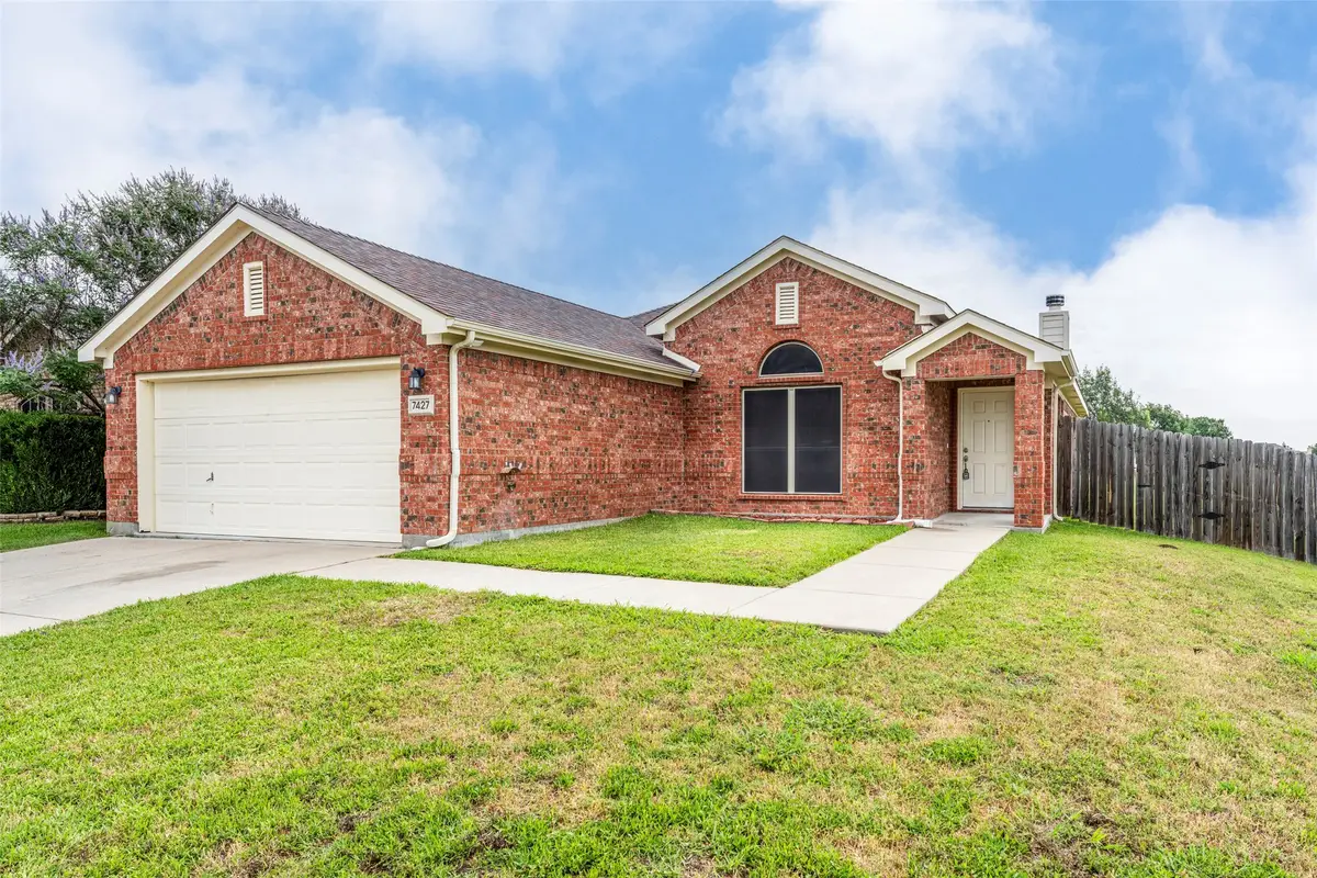 7427 Fossil Creek Drive, Arlington, TX 76002 - #1