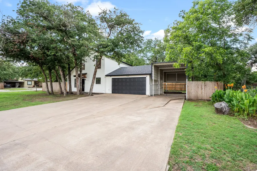 600 Lost Trail, Granbury, TX 76049 - #3