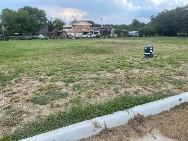 2717 Frontline Road, Fort Worth, TX 76119