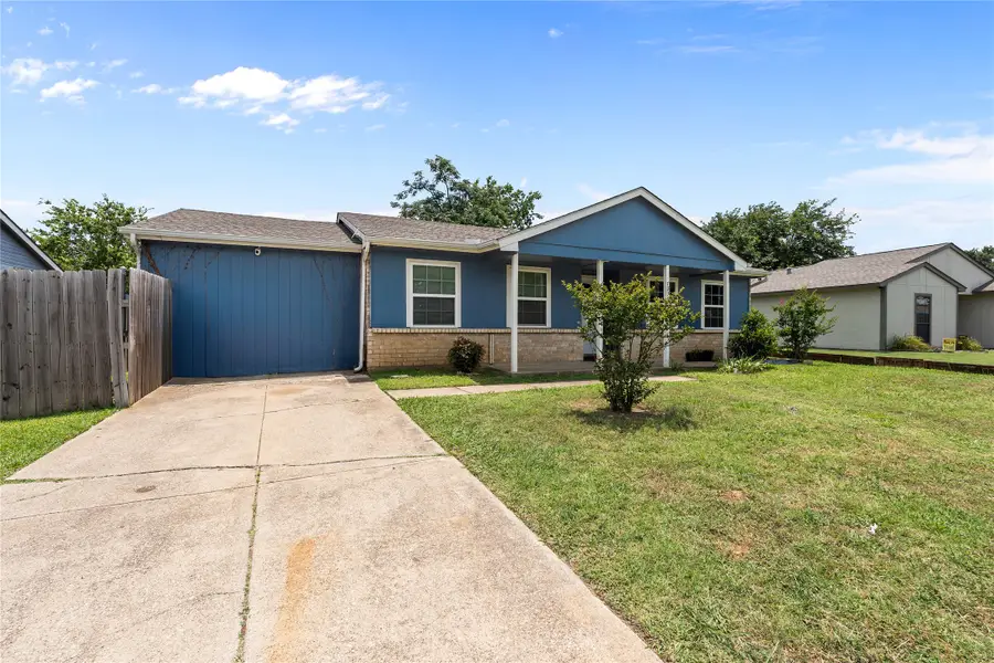 7036 Sandybrook Drive, Fort Worth, TX 76120 - #2
