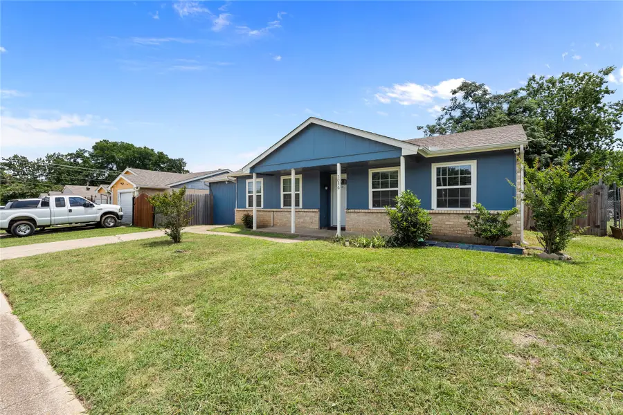 7036 Sandybrook Drive, Fort Worth, TX 76120 - #3