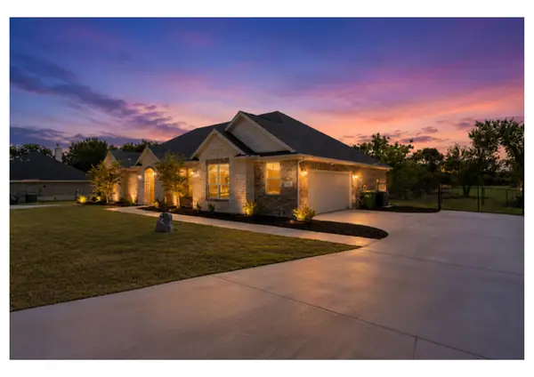 113 Cooper Court, Springtown, TX 76082