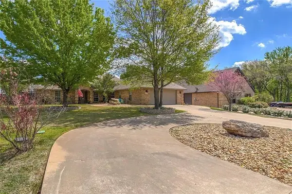 6325 Sonora Drive, De Cordova, TX 76049