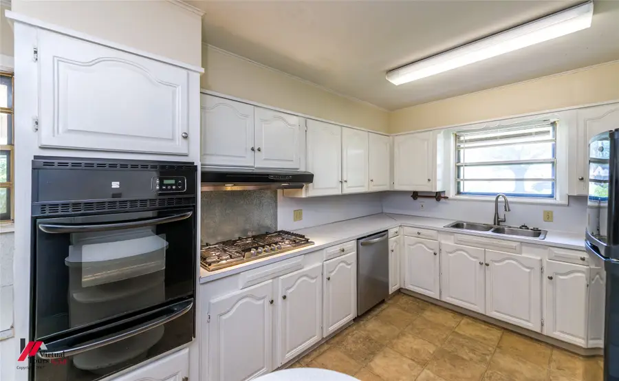 1105 E Washington Street, Shreveport, LA 71104 - #2