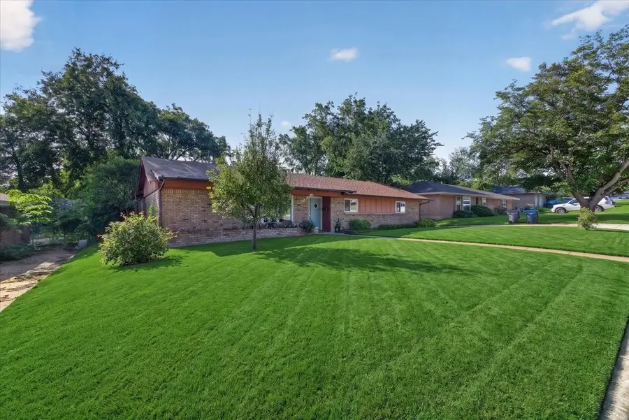 5609 Wedgworth Road, Fort Worth, TX 76133 - #2
