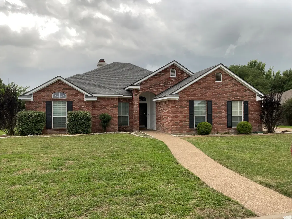 212 Toluca Trail, Hewitt, TX 76643 - #1
