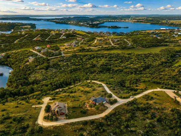 350 Castle Harbour Drive, Graford, TX 76449