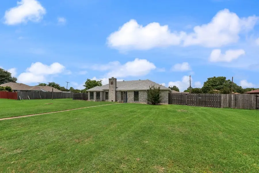 3517 Sachse Road, Sachse, TX 75048 - #2