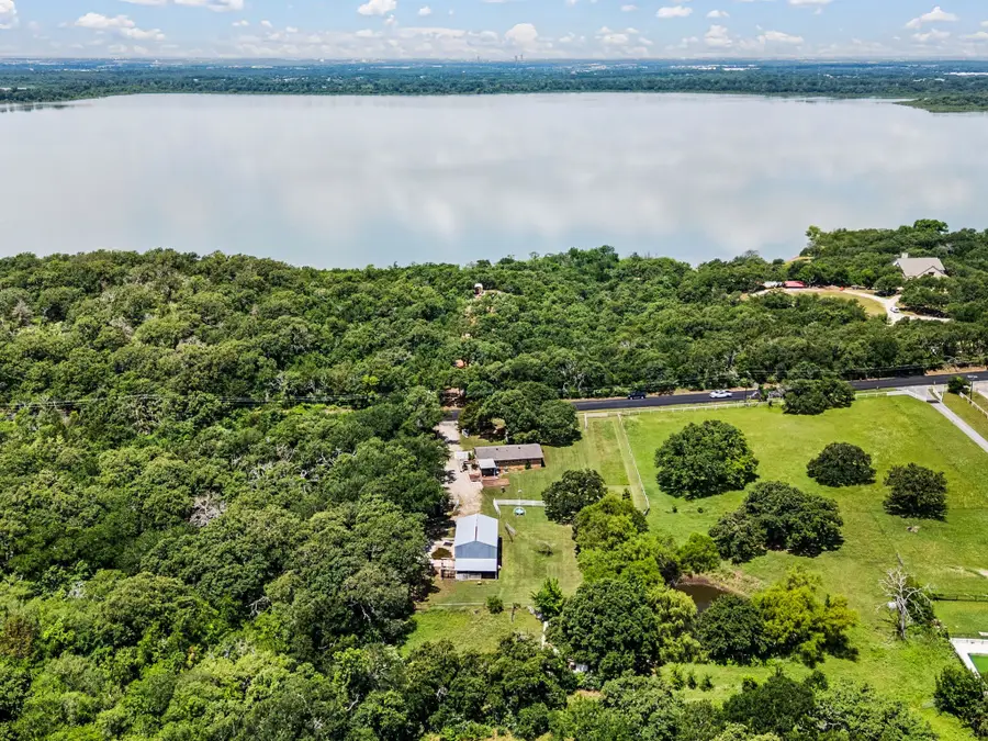 3900 Moseley Road, Cross Roads, TX 76227 - #2