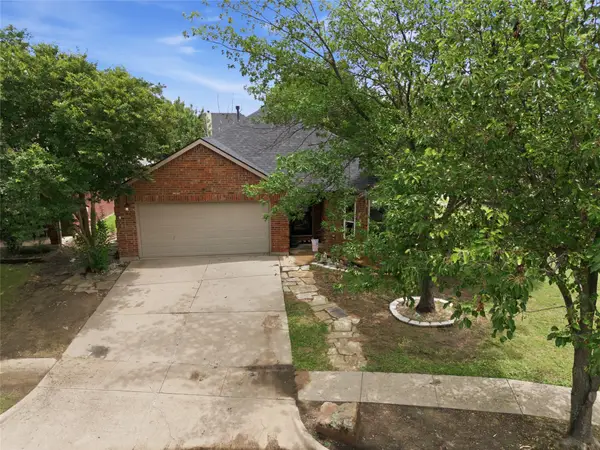 113 Forest Glen Drive, Mansfield, TX 76063