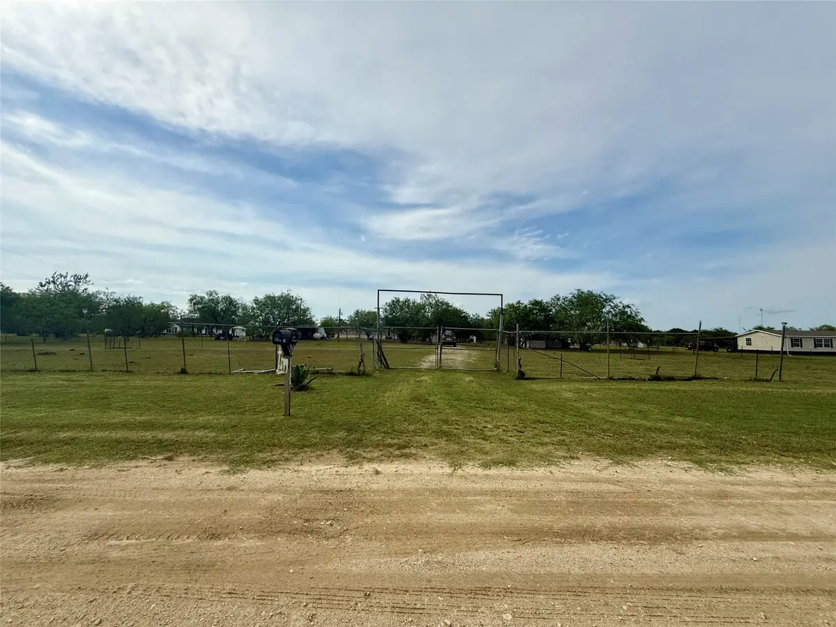 1132 SW County Road 2348, Richland, TX 76681 - #1