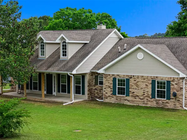 152 Black Hawk Lane, Gilmer, TX 75645