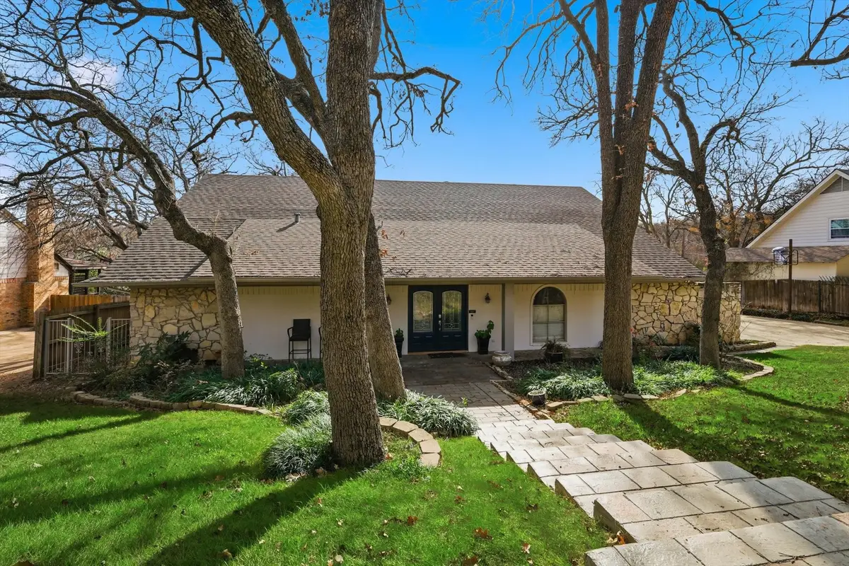 2703 Chinquapin Oak Lane, Arlington, TX 76012 - #1