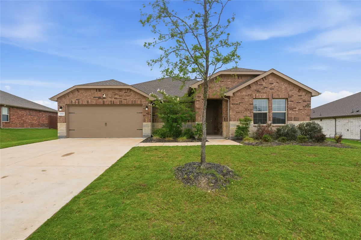 1318 Boulder Drive, Cedar Hill, TX 75104 - #1